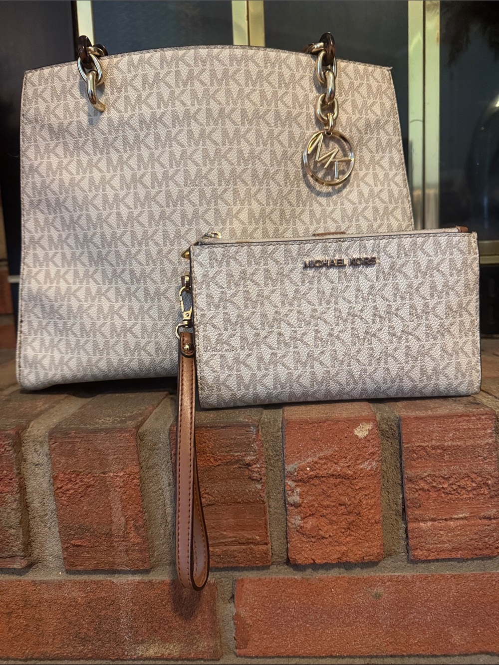 Michael Kors Beige Logo Purse with Matching Wristlet
